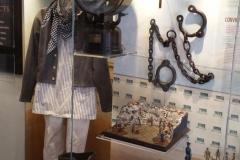 2017-02-01-09.08.13-1024x1820