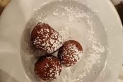 Doughnut pops (aka holes)